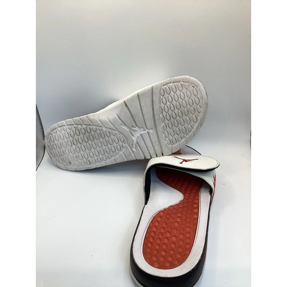 Sz 9 Jordan Hydro V Retro White/Fire Red-Black,